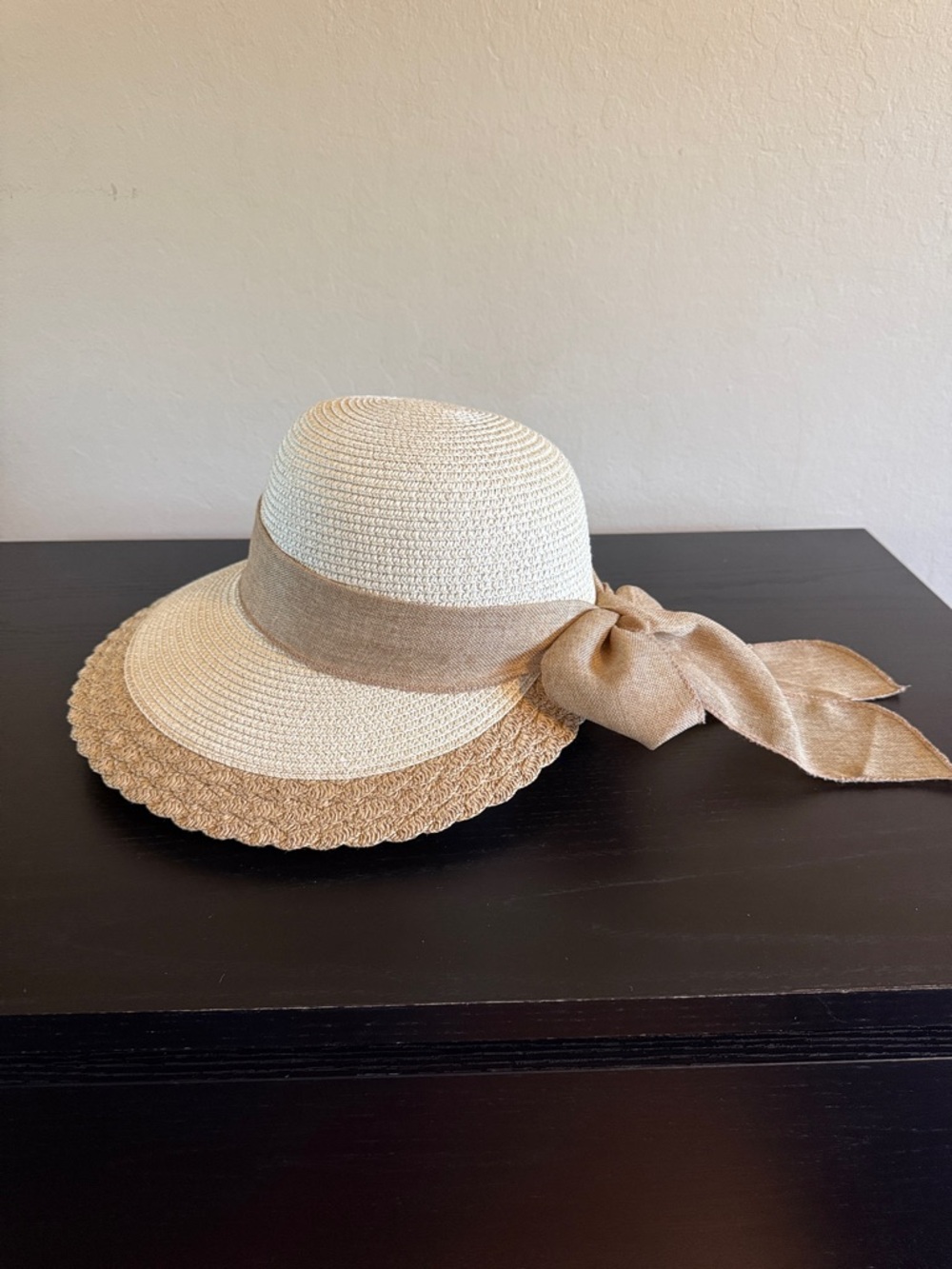 Wide Brim Straw Sun Hat Beige Ribbon Bow New No tag - Picture 12 of 14